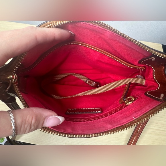 Dooney & Bourke vintage Crossbody - Picture 7 of 15